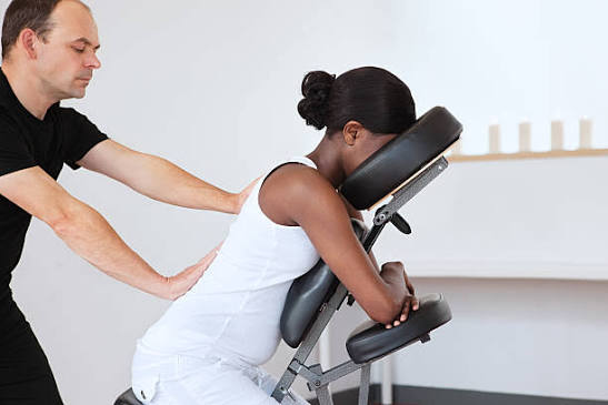 massage assis à Lyon